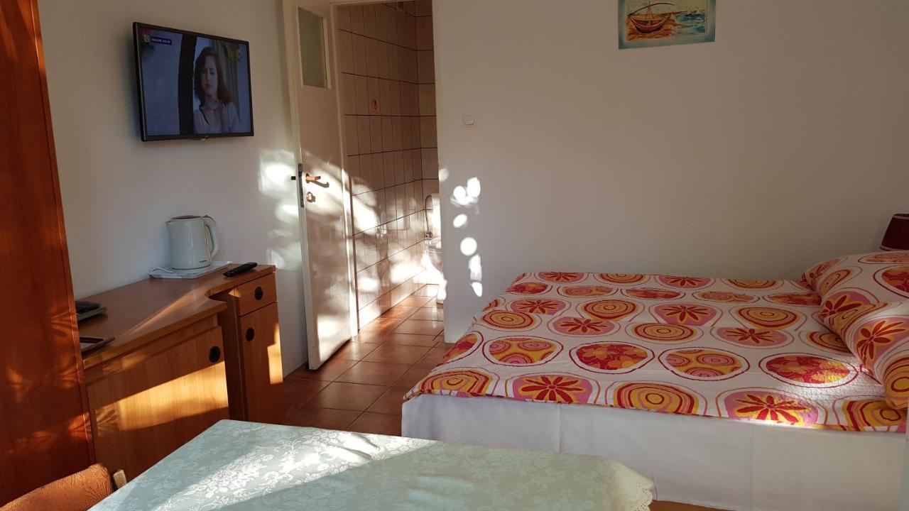 Wynajem Pokoi Hotel Kołobrzeg Buitenkant foto