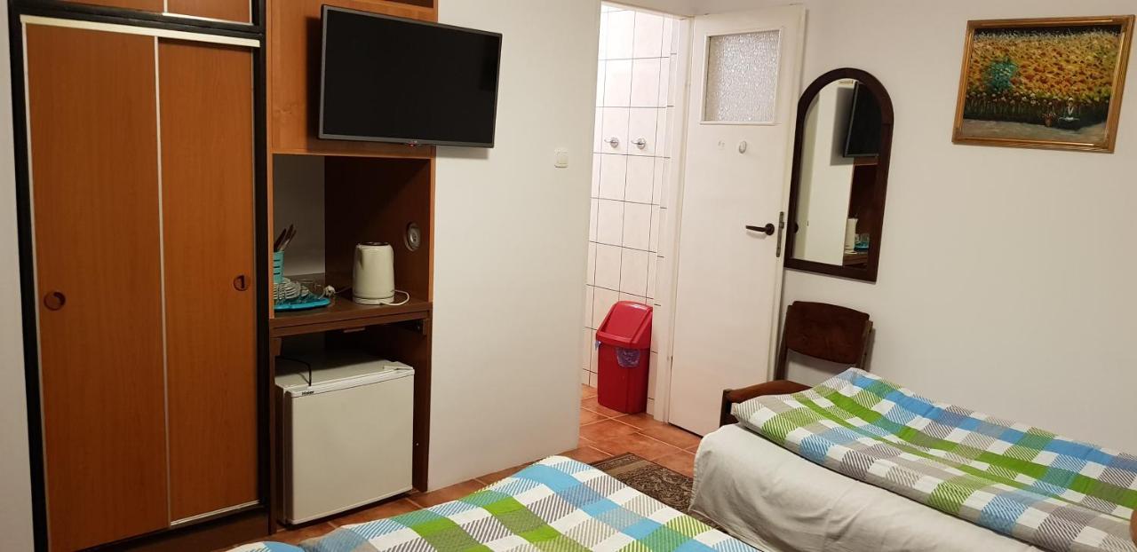 Wynajem Pokoi Hotel Kołobrzeg Buitenkant foto