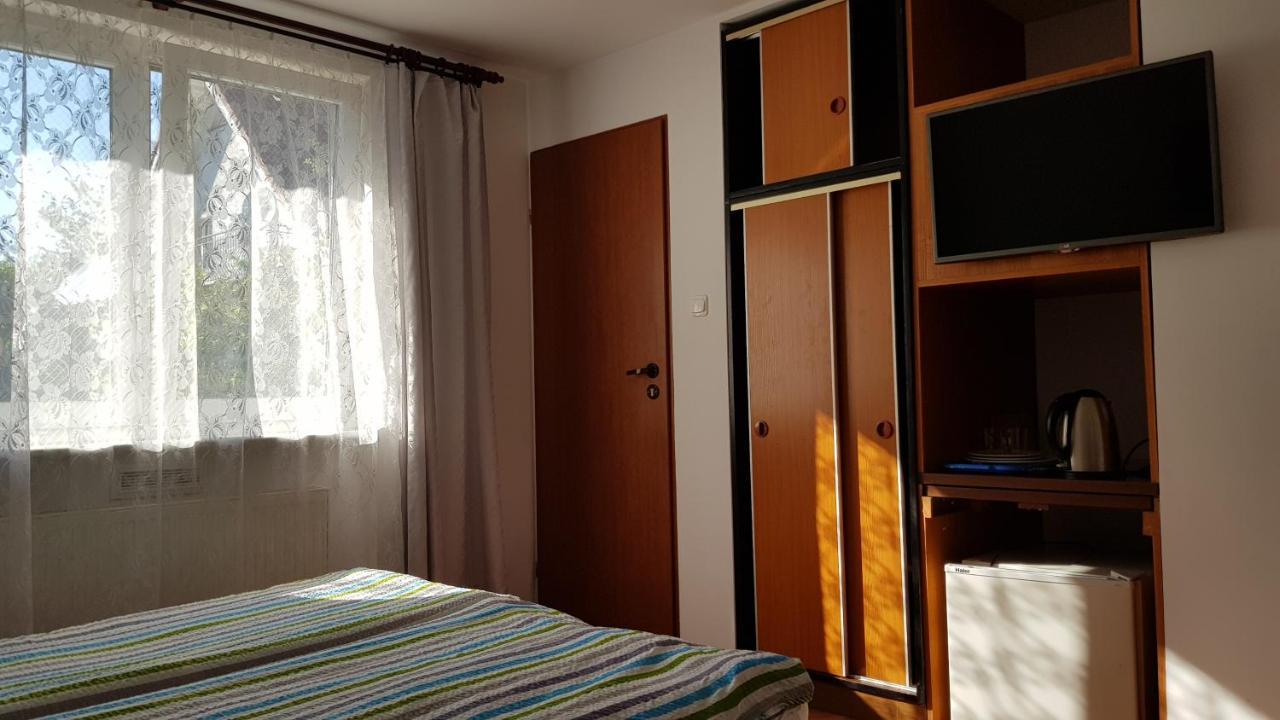 Wynajem Pokoi Hotel Kołobrzeg Buitenkant foto