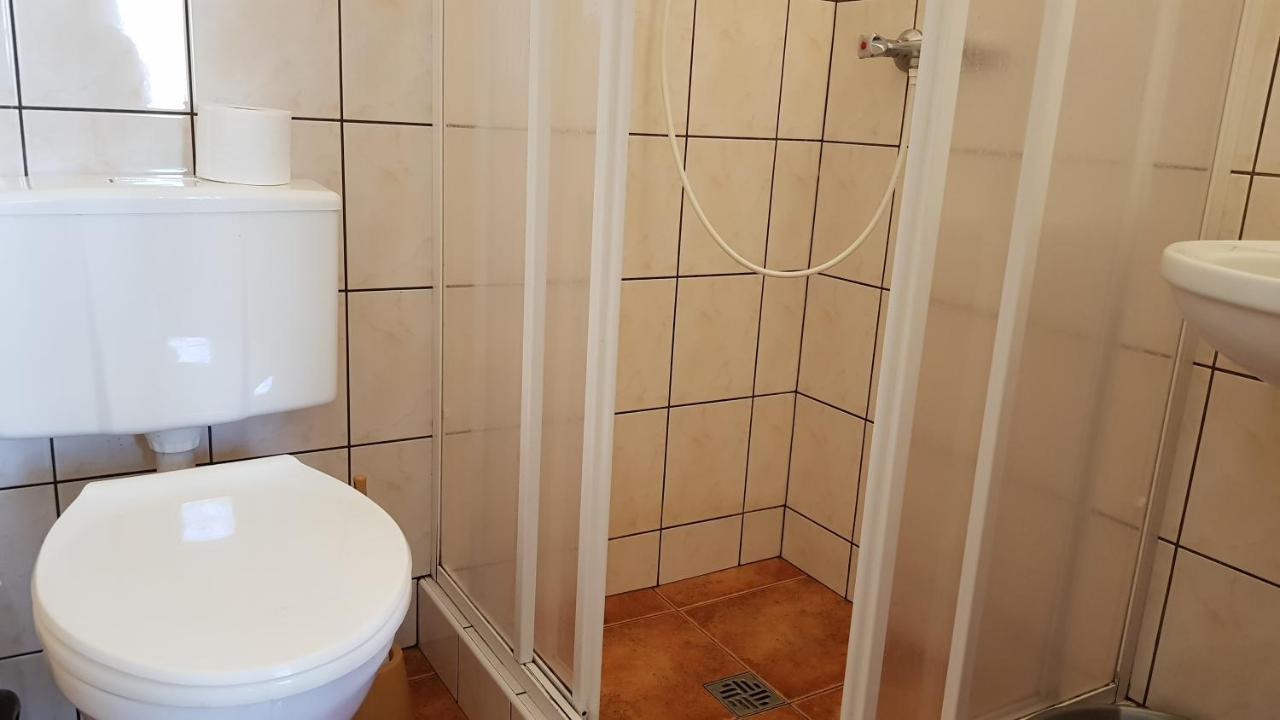 Wynajem Pokoi Hotel Kołobrzeg Buitenkant foto