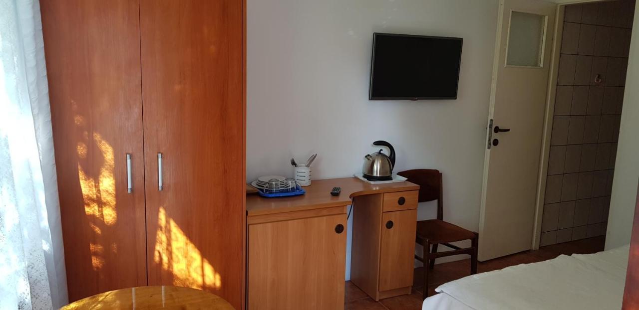 Wynajem Pokoi Hotel Kołobrzeg Buitenkant foto