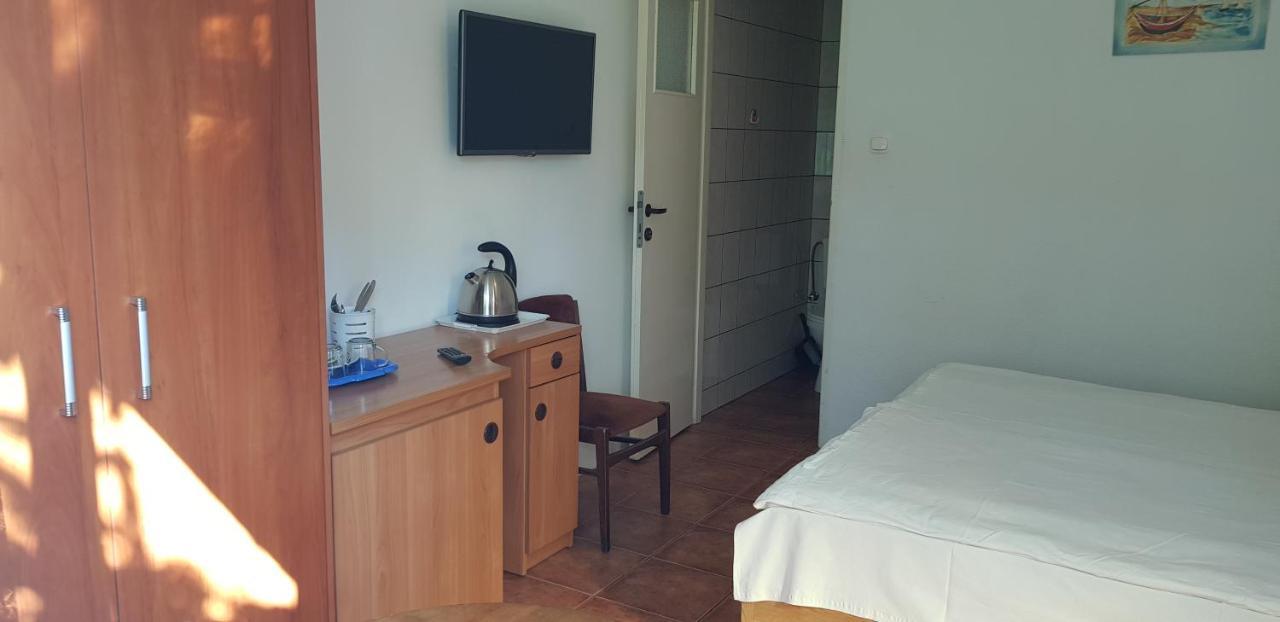 Wynajem Pokoi Hotel Kołobrzeg Buitenkant foto